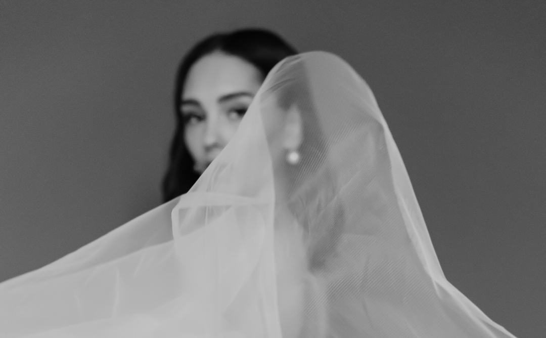 Priprema kože za vjenčanje - blistava njegovana koža lica